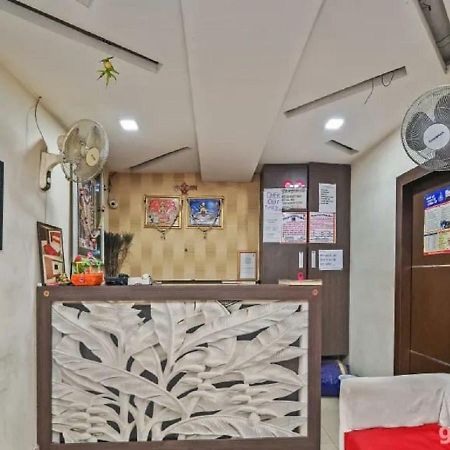 Hotel Kalash Уджайн Екстериор снимка